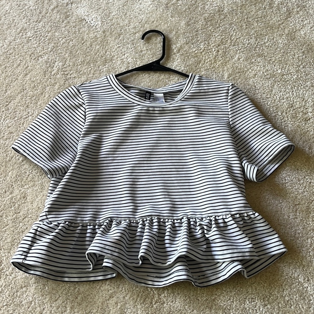 Black and White H&M Top